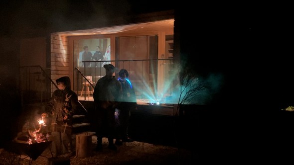 夕食後はみんなでキャンプファイヤー