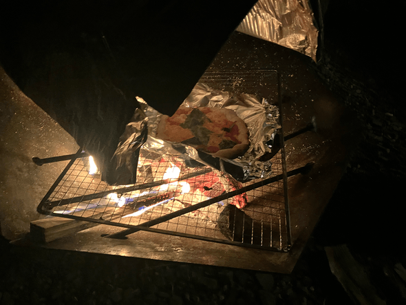 田中さん自家製窯のピザ